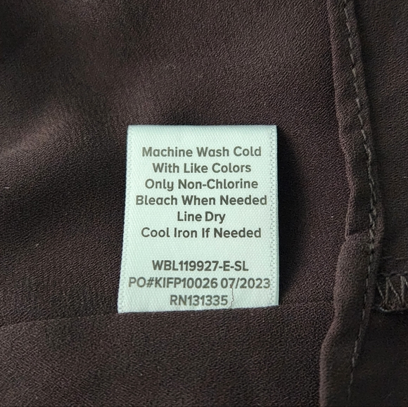 Evereve Seamed Floral Harper Top - Picture 8 of 9